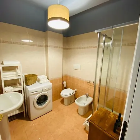Canard Apartment