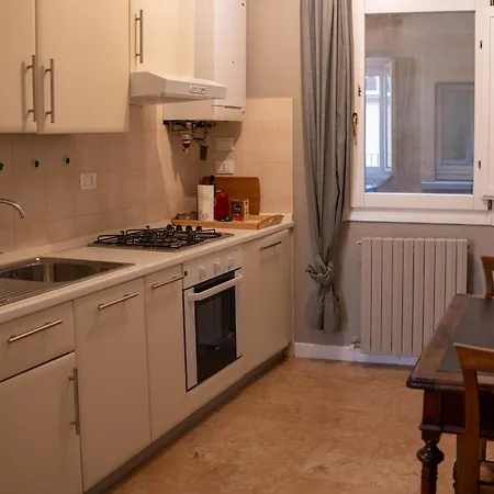 Canard Apartment *